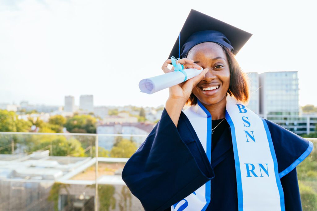 henrynurse-bsn-vs-adn-financial-independence-nurse