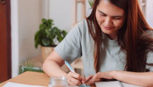 henrynurse financial decisions financial independence nurse